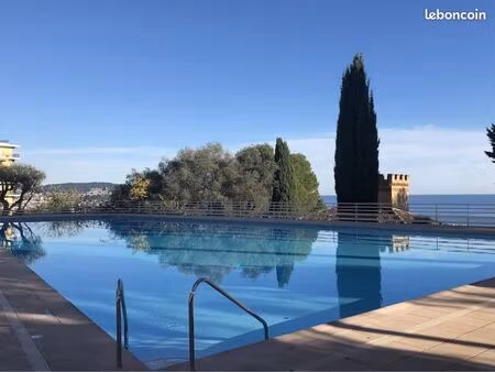studio 25m2 avec 20m2 de terrasse