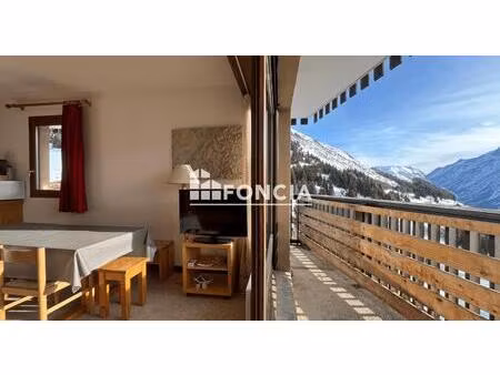 les martagons  au pied des pistes beau t3 de 42 m2 composé de : entrée avec coin montagnes
