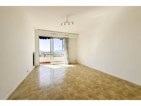 location appartement 1 pièce 29 m² à marseille 10 (13010)