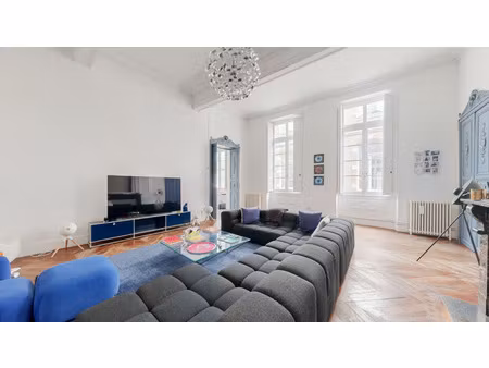 carmes   bureaux   202 m2