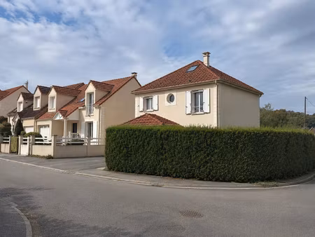 bretechelle - maison 6 pieces avec jardin clos 300m² et garage