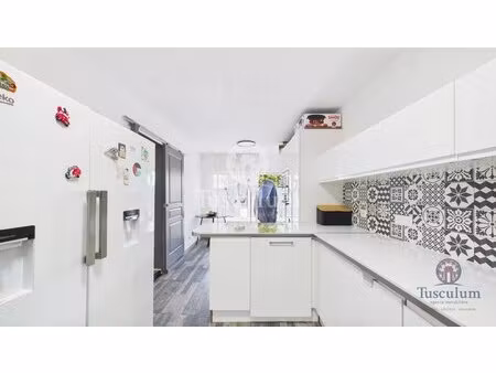 à vendre – maison mitoyenne de 102 7 m² à uckange