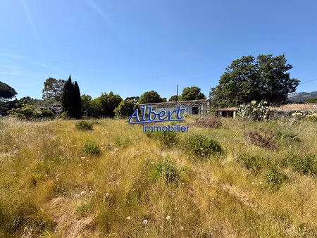 terrain ollioules 659 m2