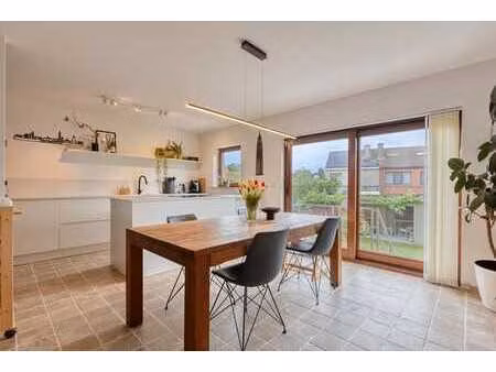instapklare split-level woning in de gegeerde wijk rietsc...