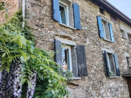 maison de 123 m2 avec dépendances sur un terrain de 1200 m2