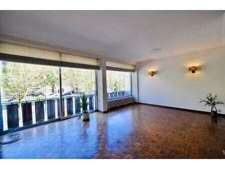 bois de la cambre - bel appartement 2 chambres 121 m2