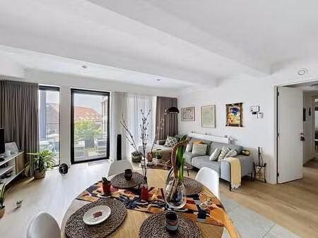 appartement meublé rafraîchi près de l'avenue louise