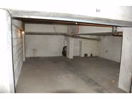 garage fermé en plein centre de liège