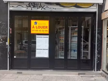 louer – boutique / local commercial idéalement situé à paris 1er / 5 rue des halles  75001
