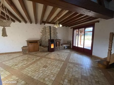 pavillon 7 pièces 185 m²