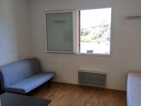 studio meublé