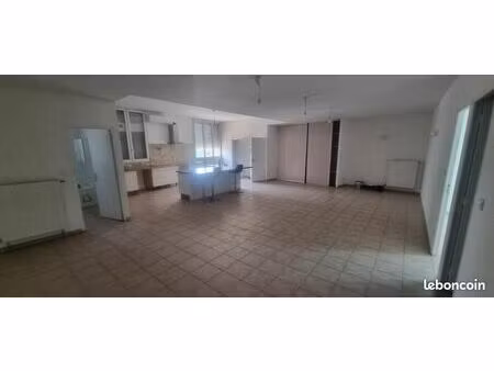 t3 105 m2 a louer a saint antoine