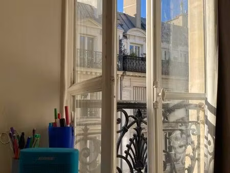 charmant studio paris 8ème