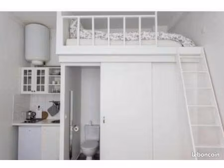 joli studio paris 9 | proche pigalle montmartre