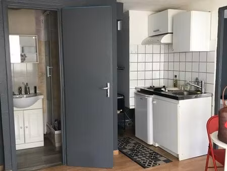 f2 meuble