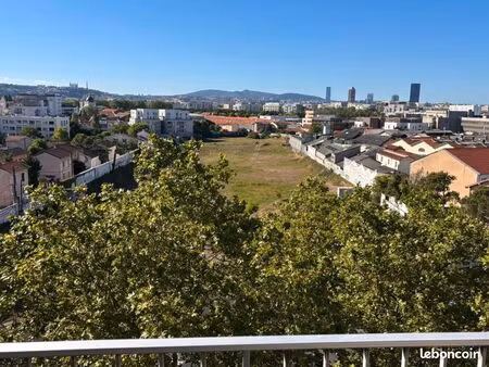 location t3 97 m2 meublé lyon 8