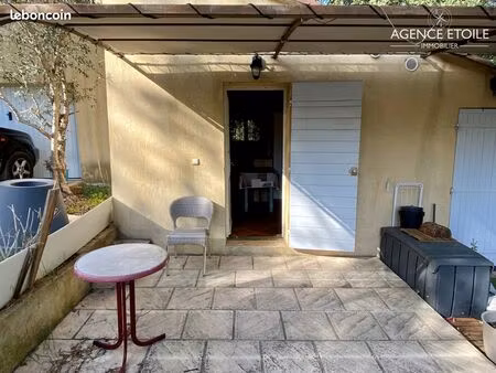 studio 1 pièce 14 m²