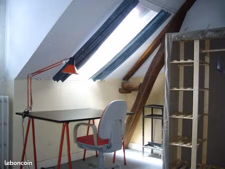 chambre meublée 16m²