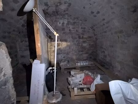 vend grande cave 12m2 paris marais