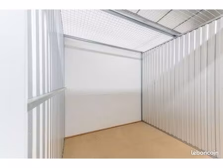 garage/box 7 m² gardanne