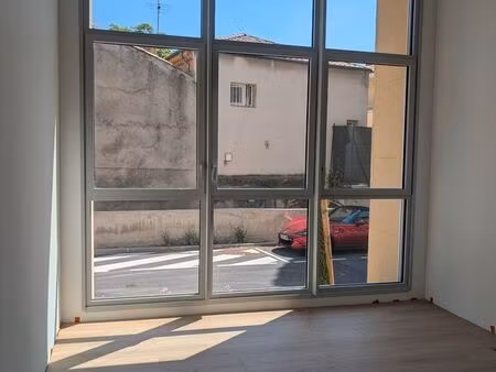 local professionnel / bureau à louer – centre-ville aix-en-provence