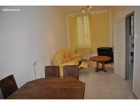 particulier  vend t2 /42 m² centre ville