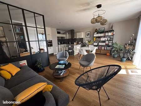 appartement 4 pièces 90 m²