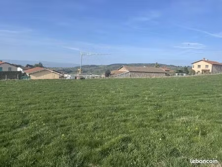terrain 1 050 m² villecheneve