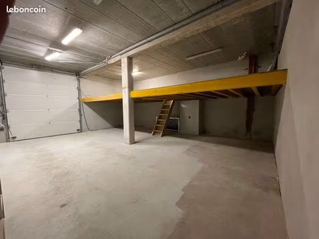 jarville dépôt de 100 m2 à usage de stockage  entrepôt  parking de 200 m2