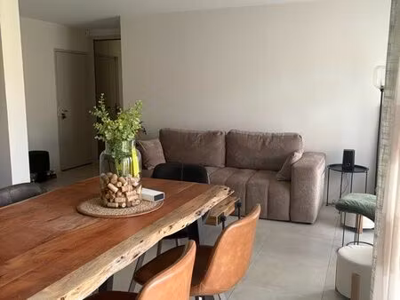 appartement t3 rénové – 70 m² – quartier brou