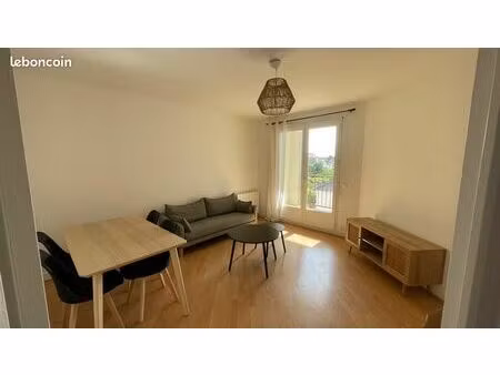 louer -t2 meublé de 44m2 entièrement rénové avec parking