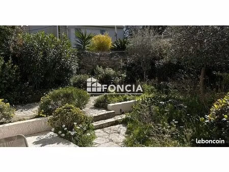 toulon. superbe appartement t4 dans quartier très calme avec jardin privatif  parking et c