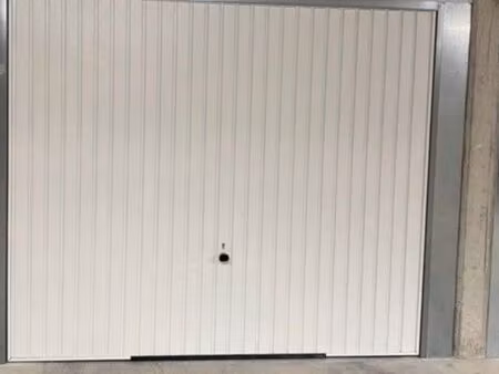 box 12m2 à louer
