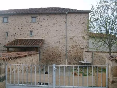 maison avec cour