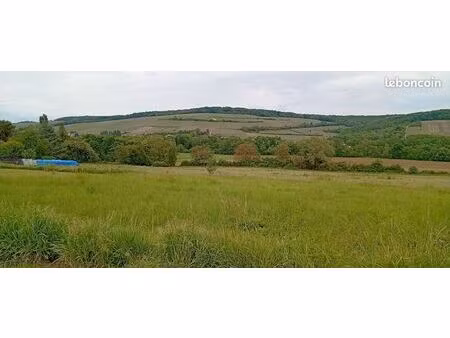 terrain 700 m² crezancy