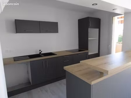 appart 81 m2 entierement renove 215000