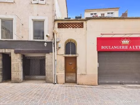 studio 1 pièce 26 m²