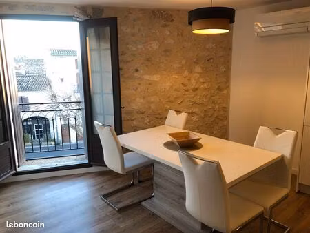 t2 duplex meublé – aniane centre