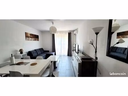 lumineux t3 libre au 20 octobre. 59m2  2 chambres. climatisation. fibre internet. local vé