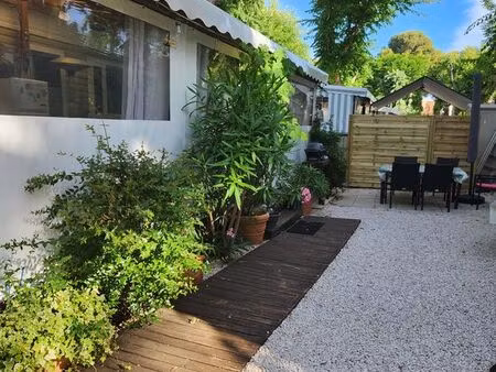 vends mobilhome dans camping residentiel