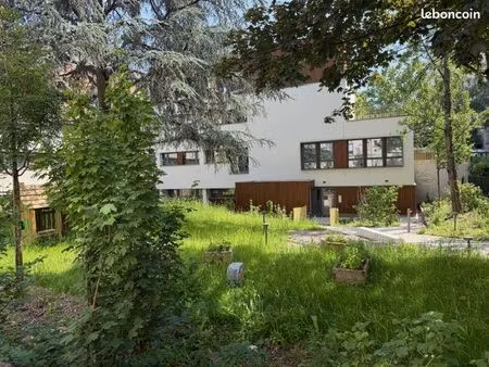 appartement 3 pièces 50 m²