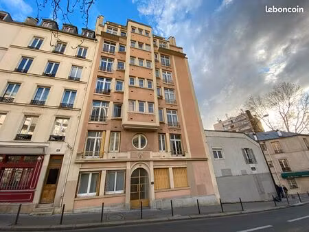 t3 - 49 6m² traversant - lumineux - caves-cheminées