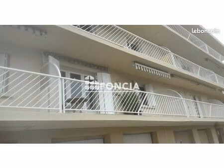 beau t3 avec terrasse à proximité des plages et de toutes commodités