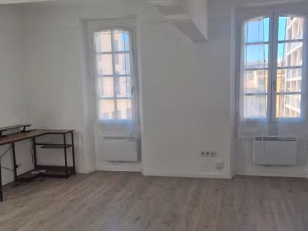 toulon centre ville appartement t2 proche du port