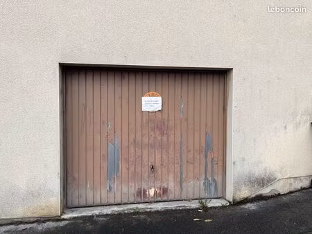 garage 32 m2. vervins