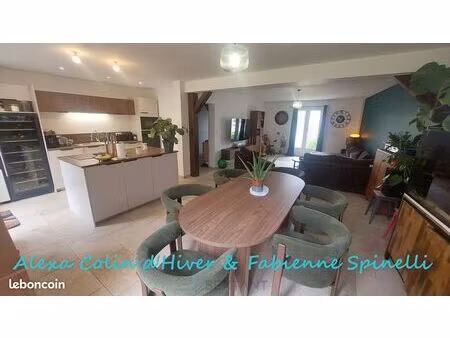pavillon 5 pièces 145 m²
