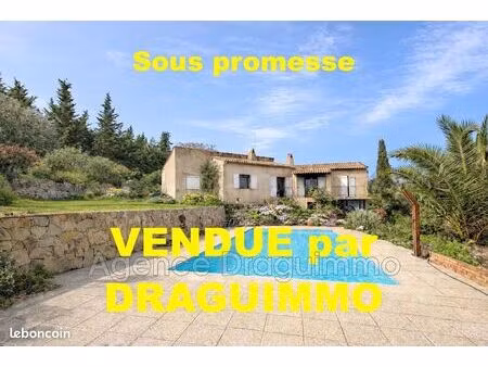 villa 4 pièces 120 m²