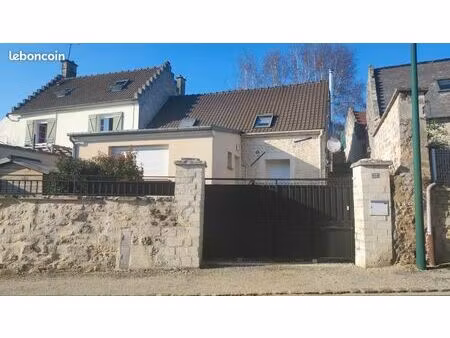 maison avec 2 chambres a chacrise
