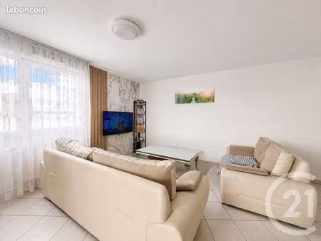 appartement 3 pièces 63 m²