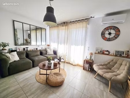 t4 de 80 m' avec terrasses  jardin  garage et parking - port-de-bouc